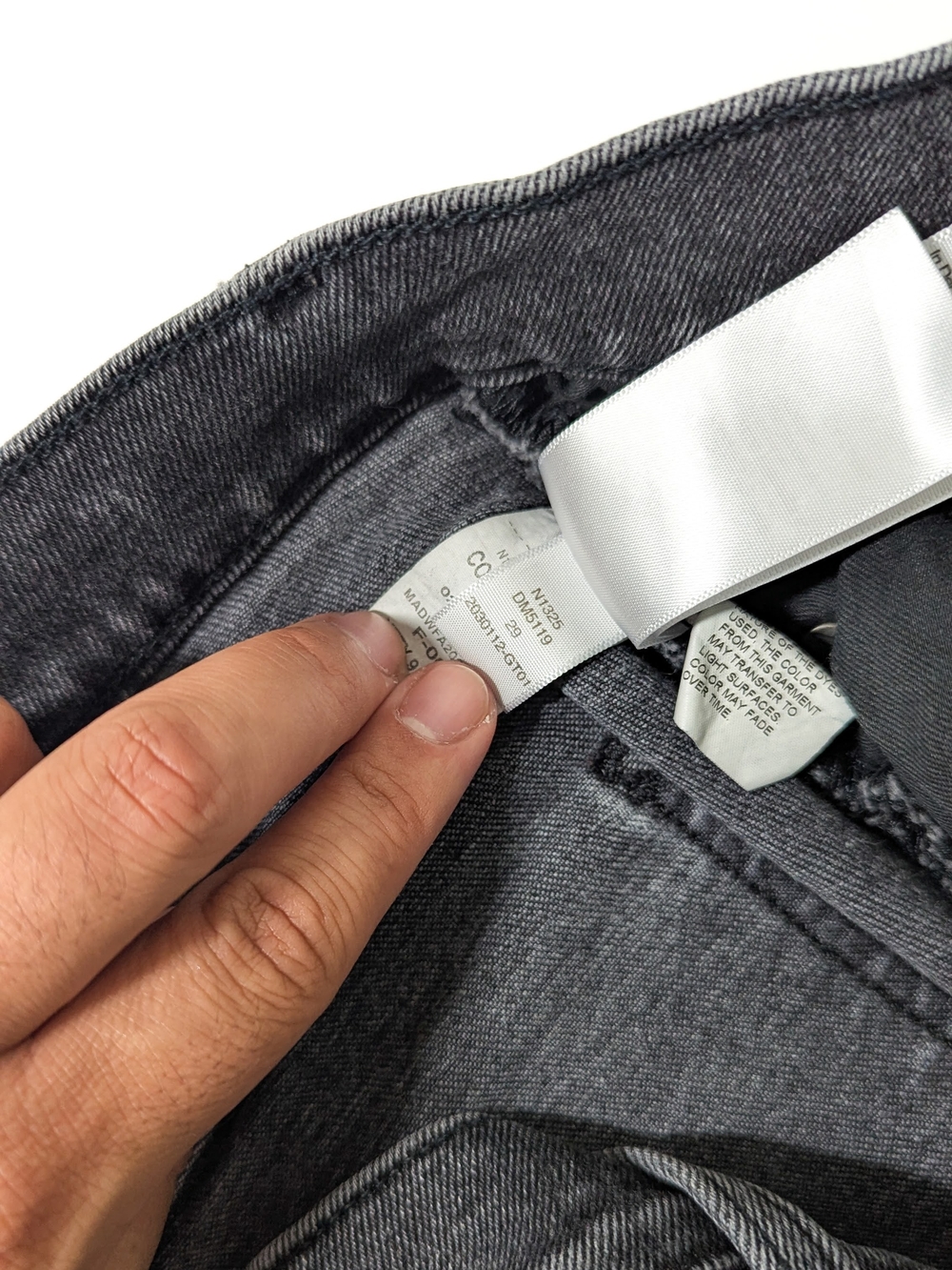 Madewell, The Perfect Vintage Jean, Faded Black Wash, Size 29, Straight Leg - Picture 12 of 16
